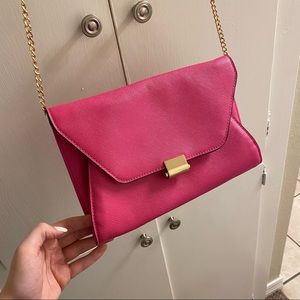 NWOT purse w/ gold chain